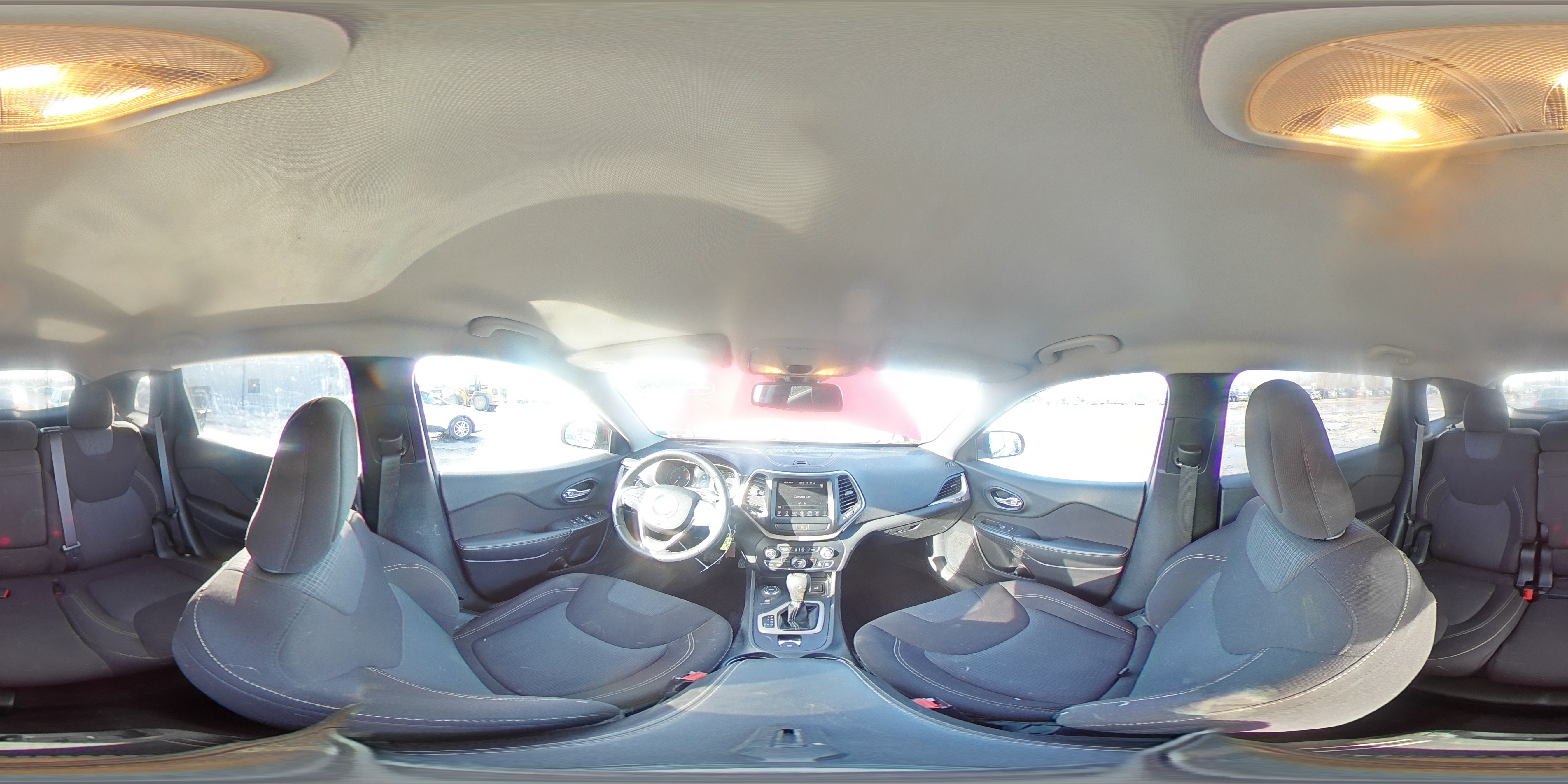 2016 Jeep Grand Cherokee - Image 16