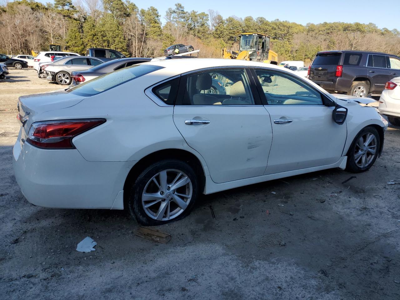 2015 Nissan Altima - Image 3