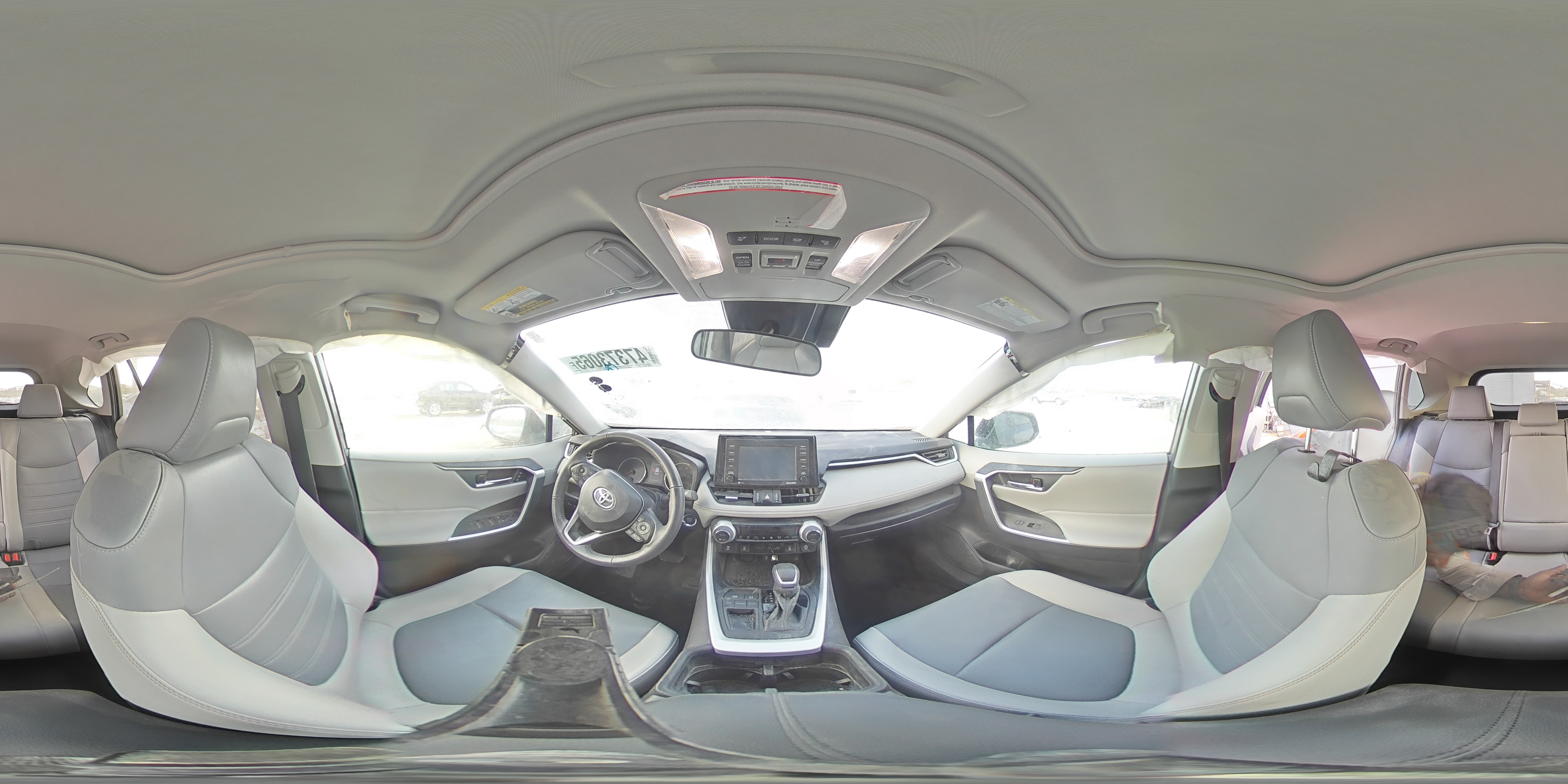 2022 Toyota RAV 4 - Image 15