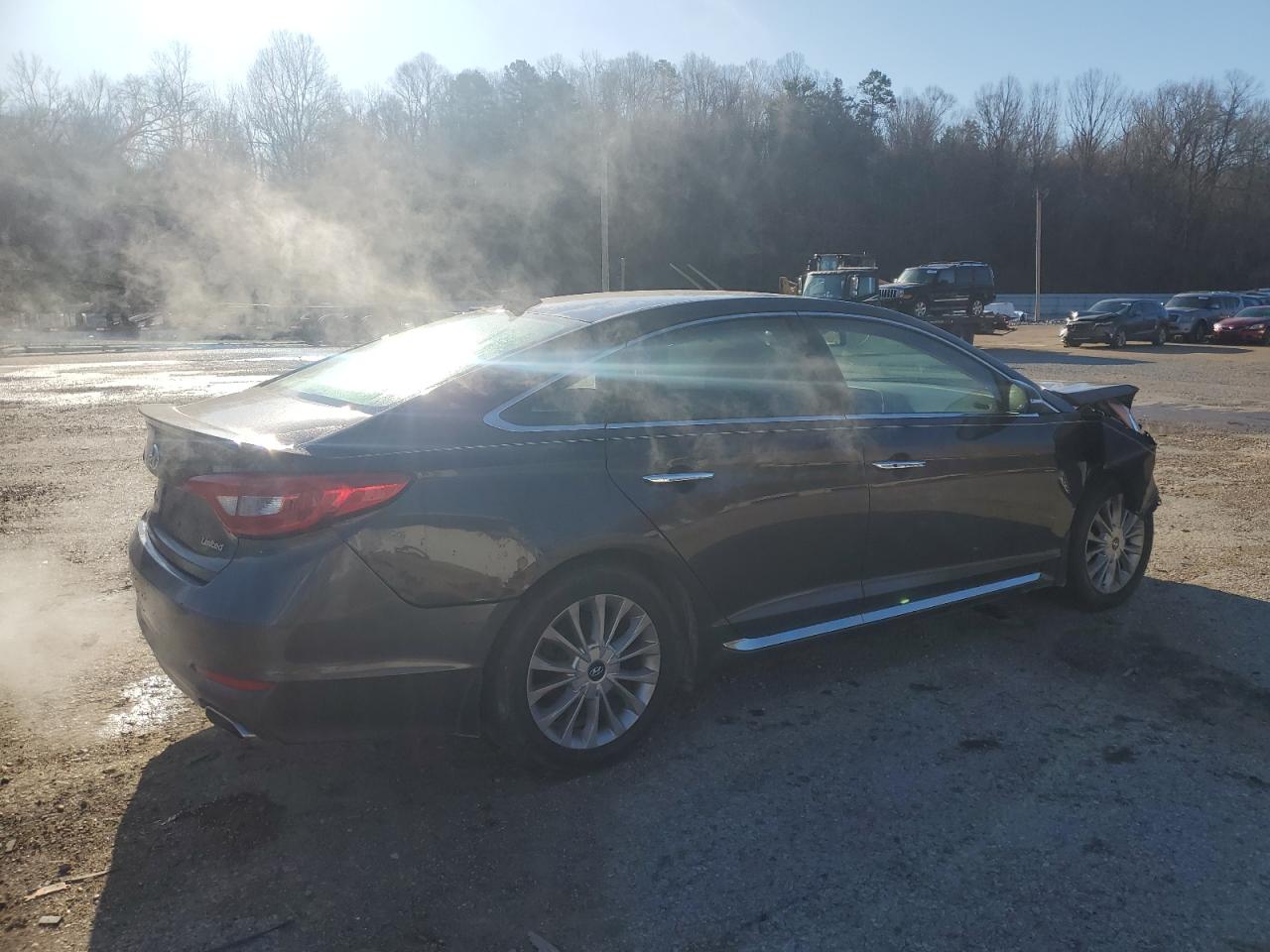 2015 Hyundai Sonata - Image 3