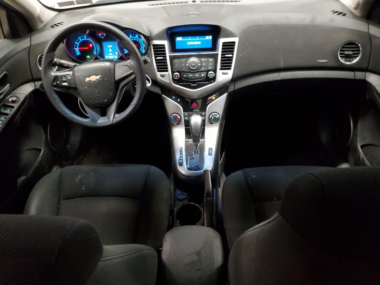 2011 Chevrolet Cruze - Image 8