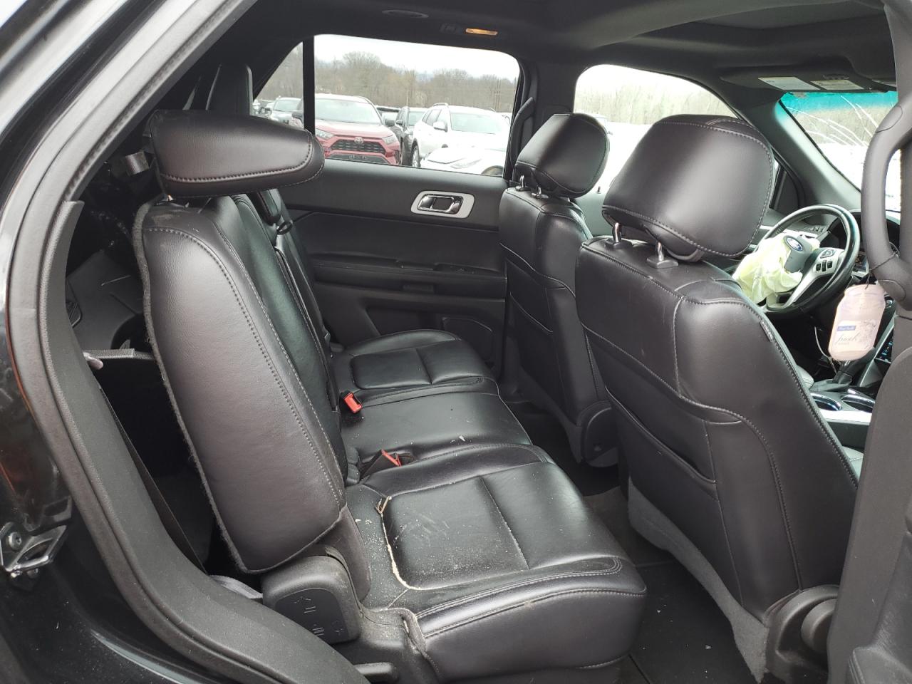 2013 Ford Explorer - Image 11