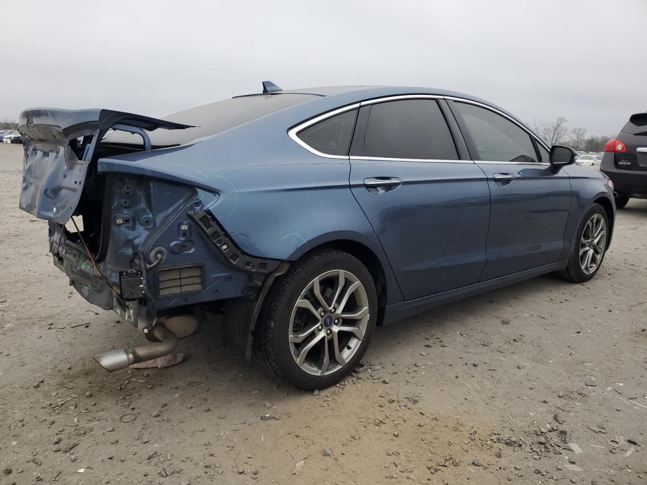 2019 Ford Fusion - Image 3