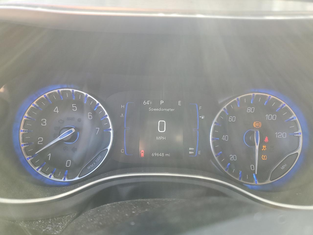 2020 Chrysler Pacifica - Image 9
