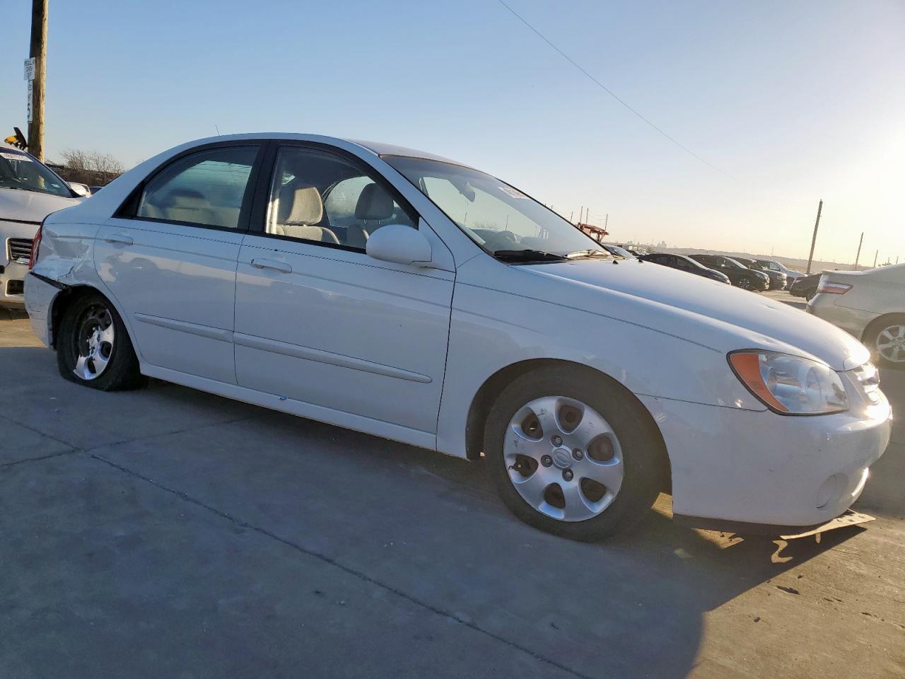 2006 Kia Spectra - Image 4