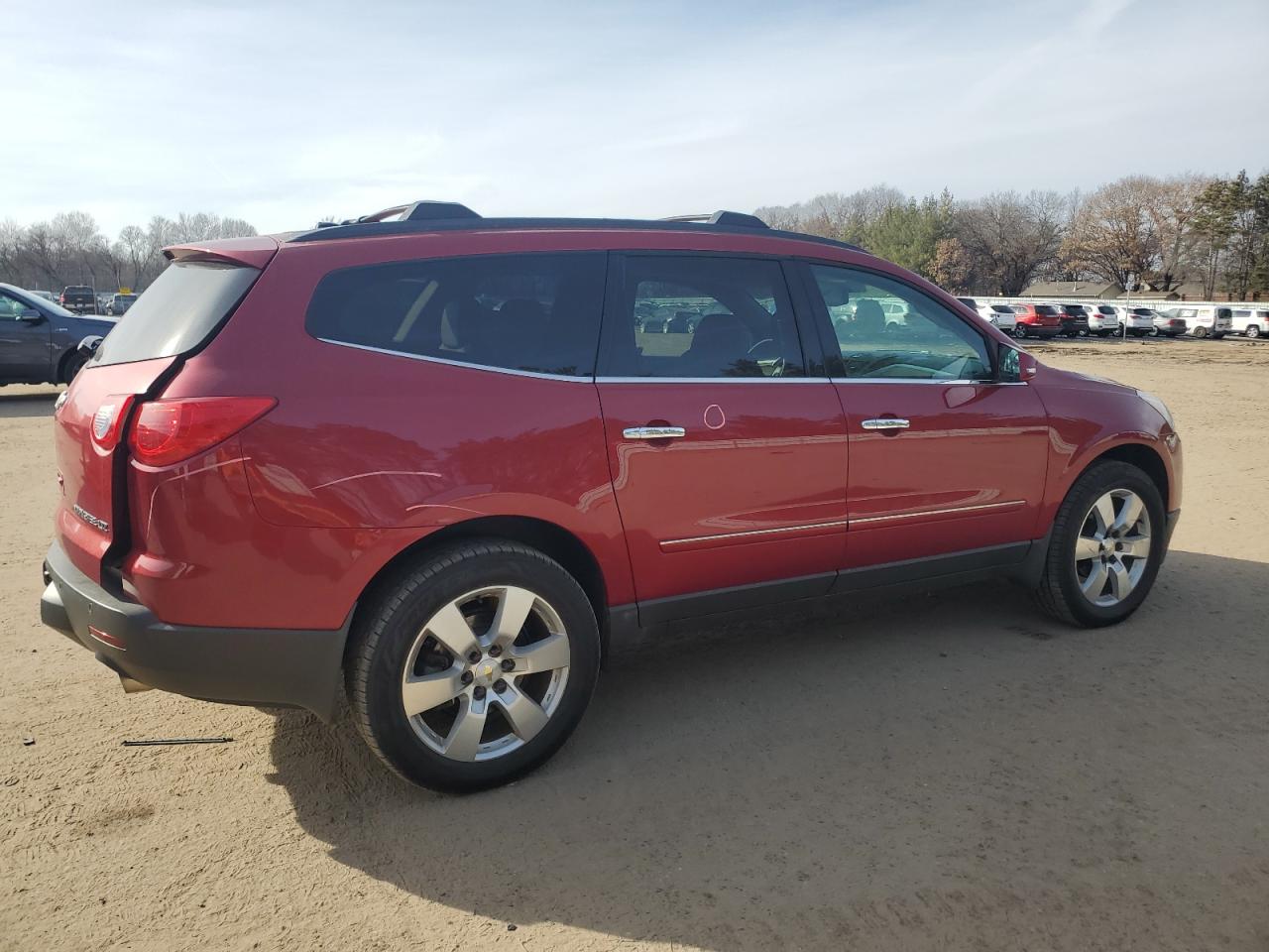 2012 Chevrolet Traverse - Image 3