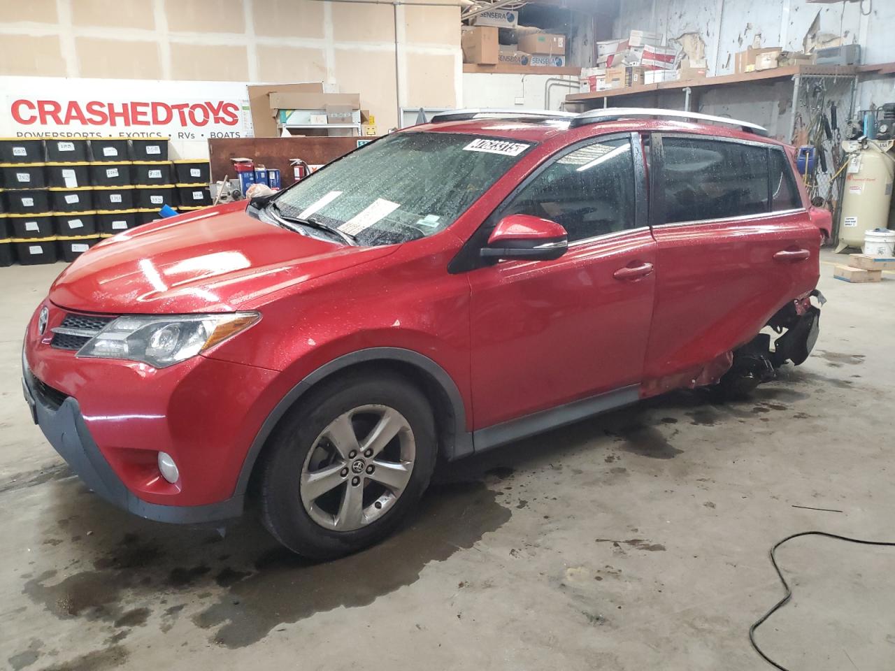 2015 Toyota Rav4 Xle للبيع في Bakersfield، CA - Rear End