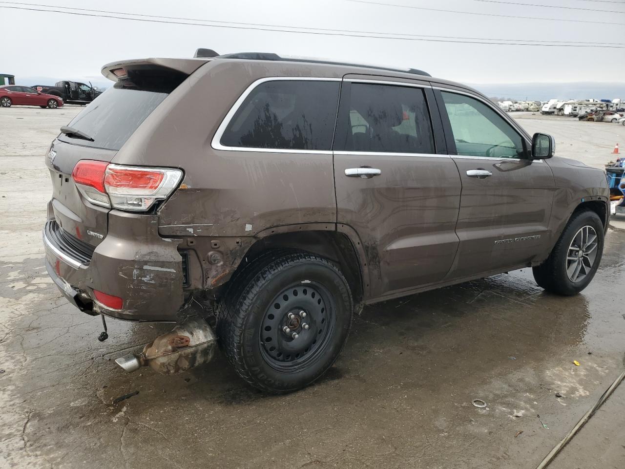 2017 Jeep Grand Cherokee - Image 3