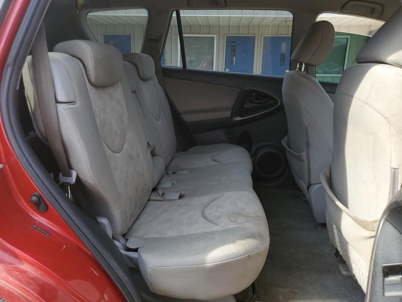 2011 Toyota RAV 4 - Image 11