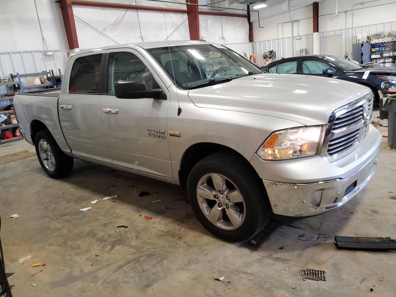 2015 RAM 1500 - Image 4
