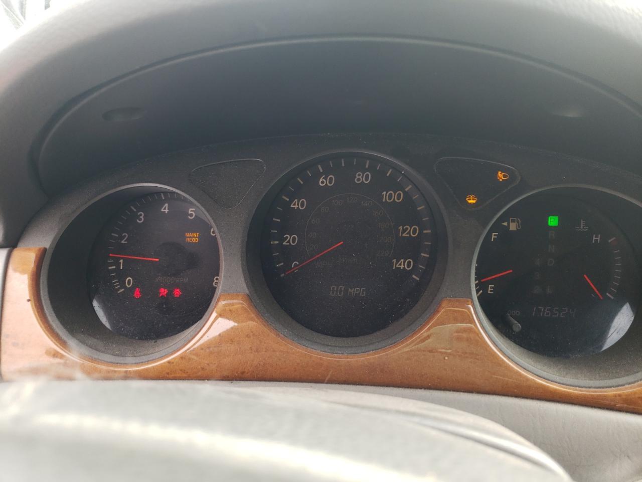 2005 Lexus ES - Image 9