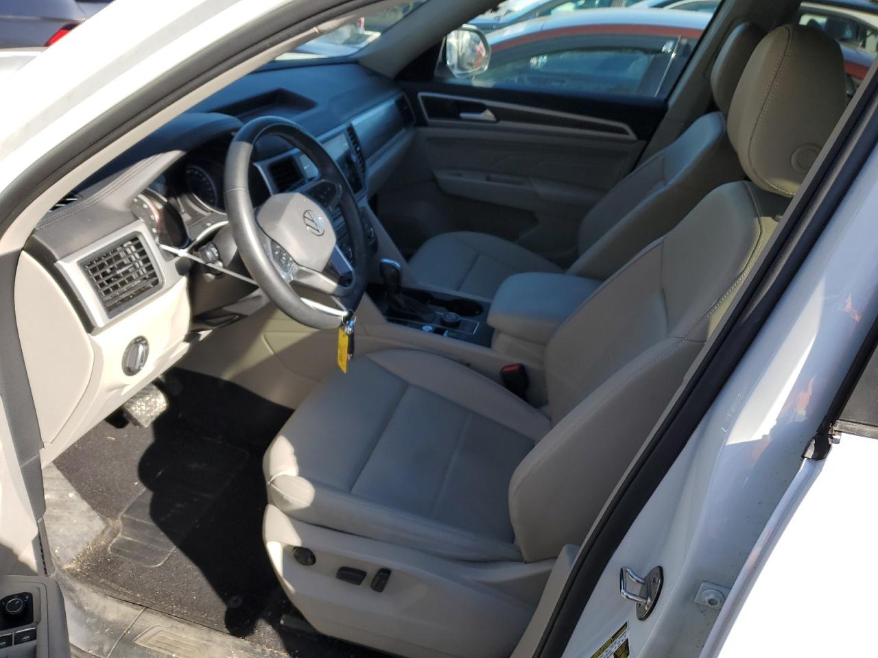2021 Volkswagen Atlas - Image 7