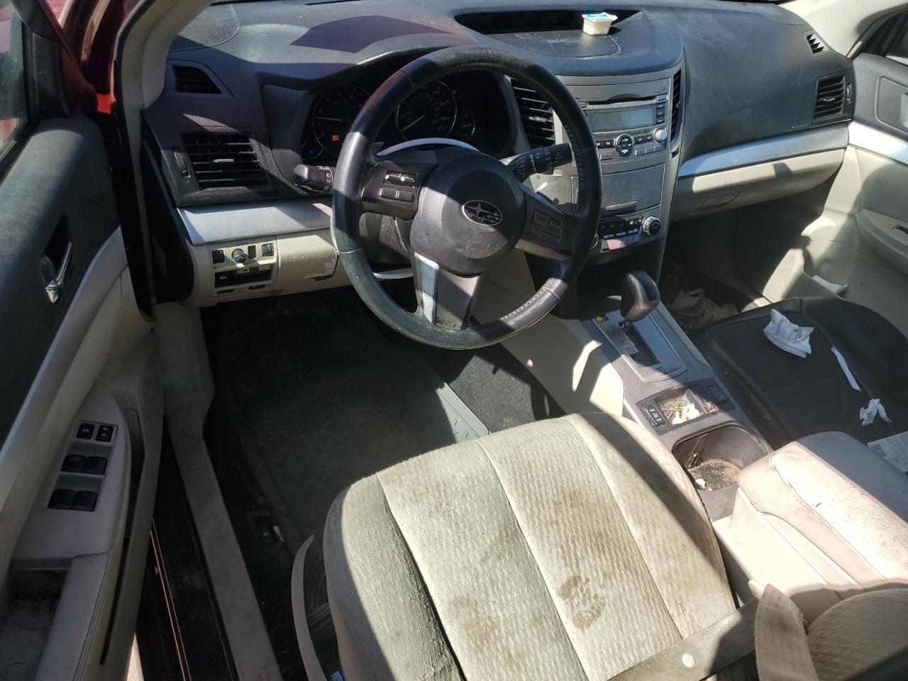 2011 Subaru Outback - Image 8