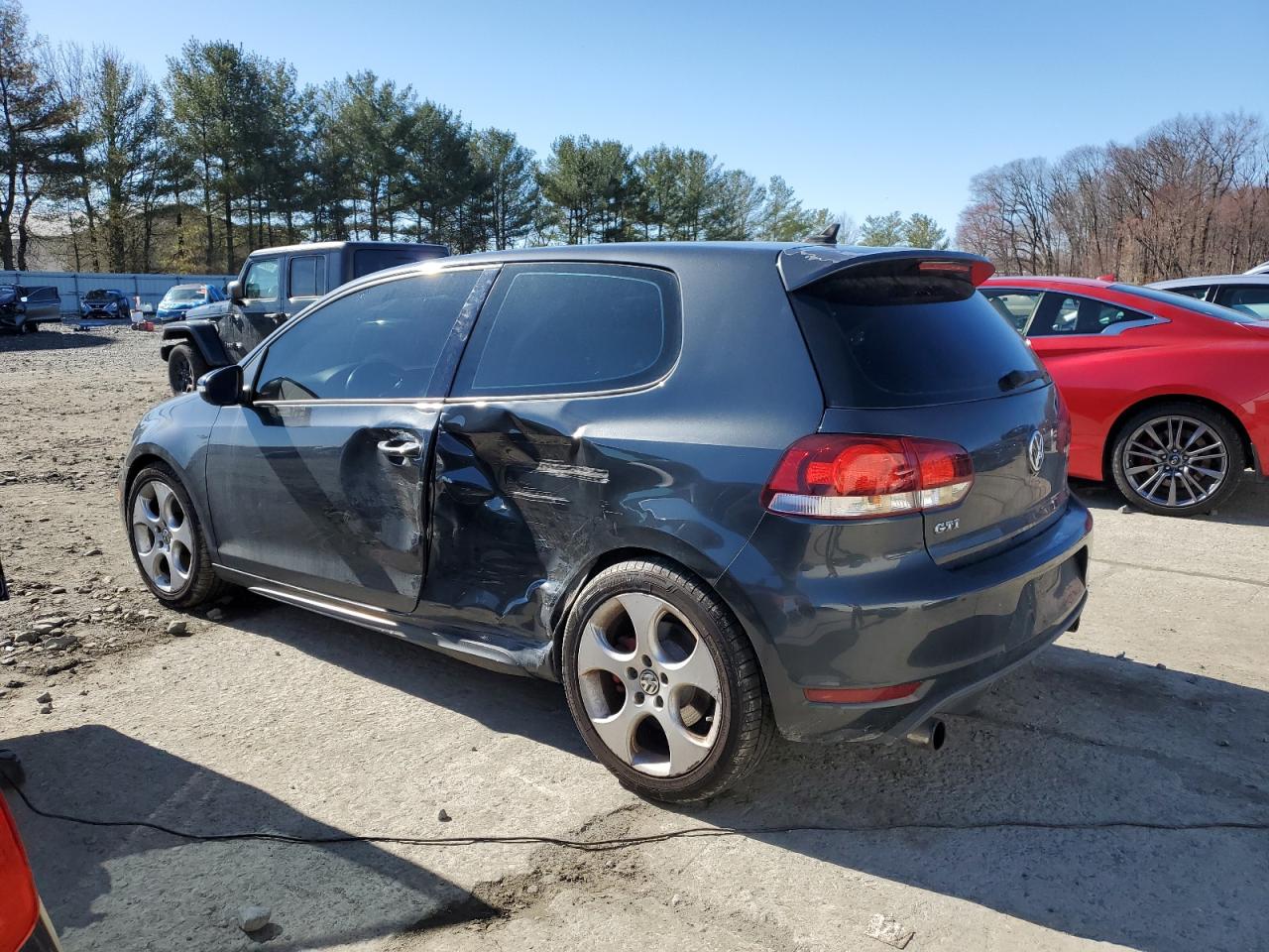2010 Volkswagen GTI - Image 2