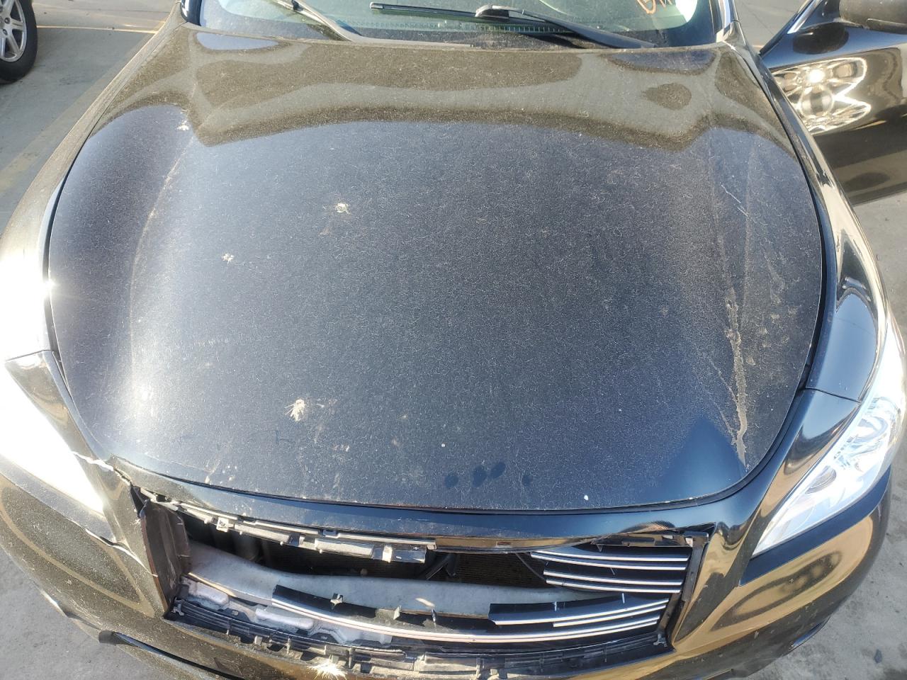 2011 Infiniti M - Image 11