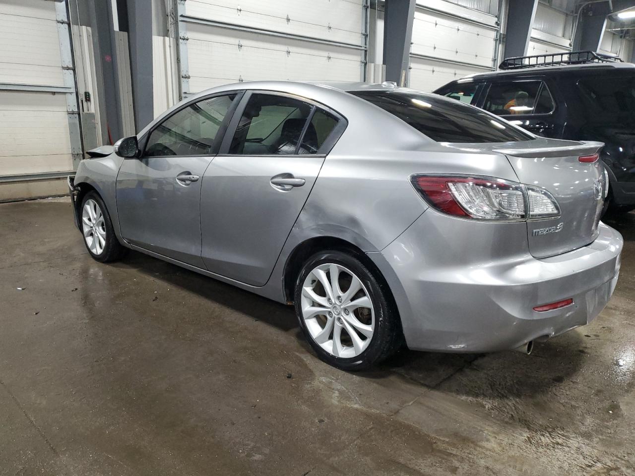 2010 Mazda 3 - Image 2