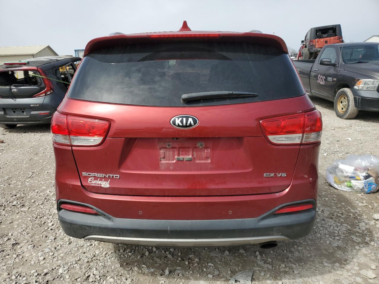 2016 Kia Sorento - Image 6