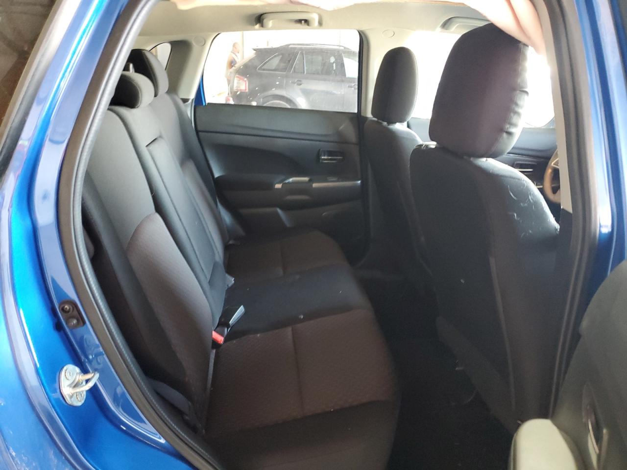 2019 Mitsubishi Outlander - Image 10