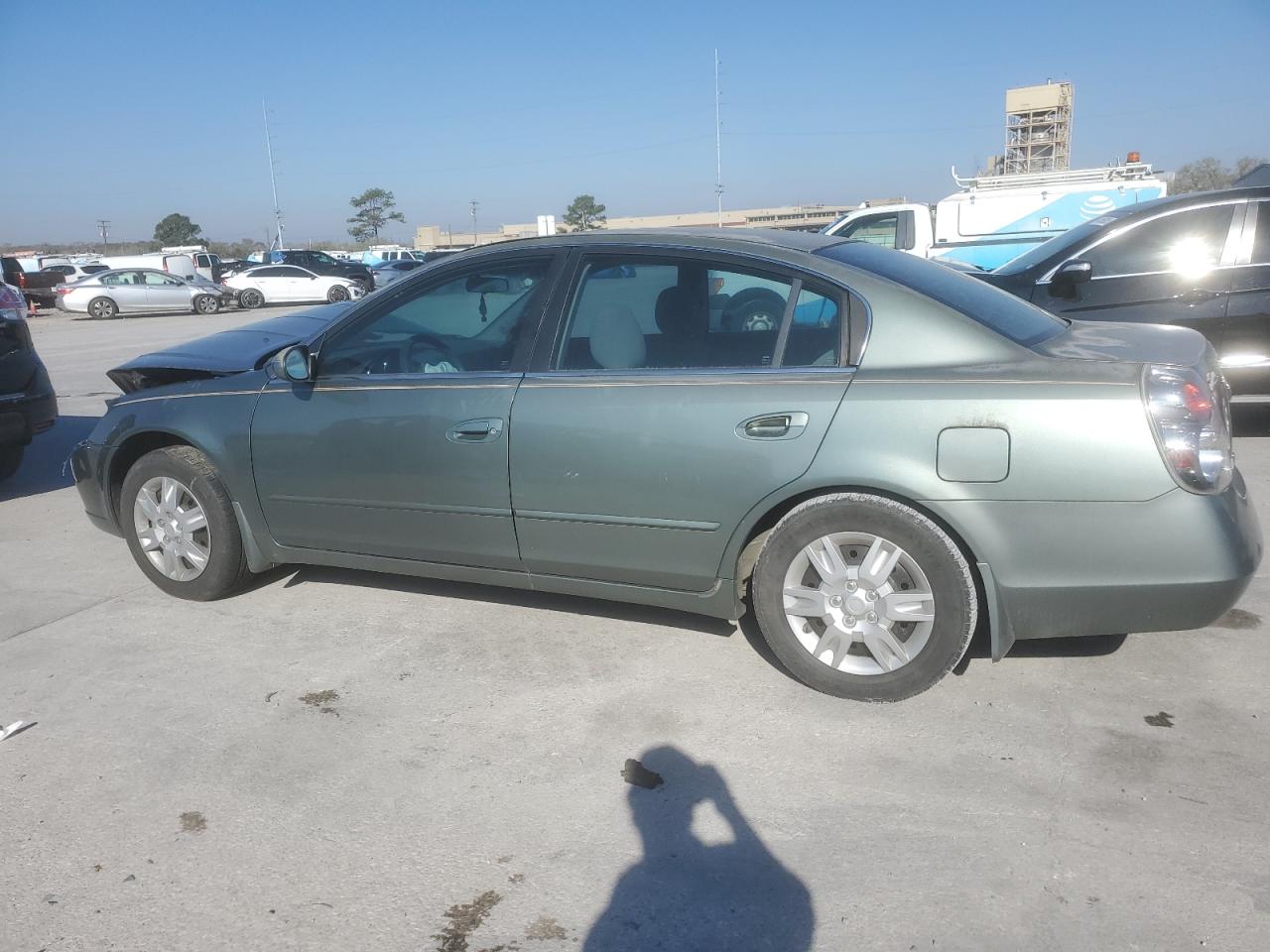2005 Nissan Altima - Image 2