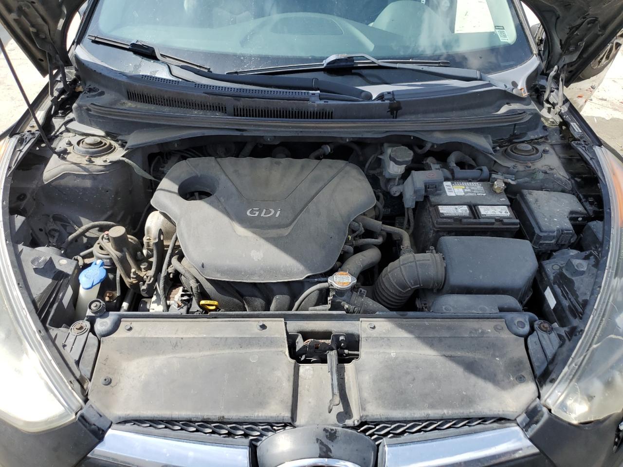 2012 Hyundai Veloster - Image 11