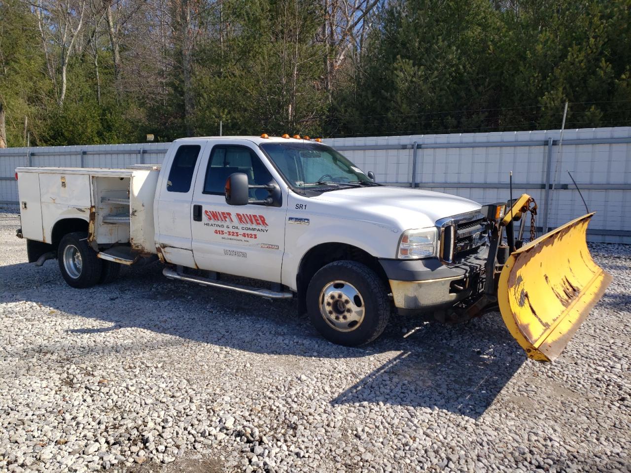 2007 Ford F350 - Image 4
