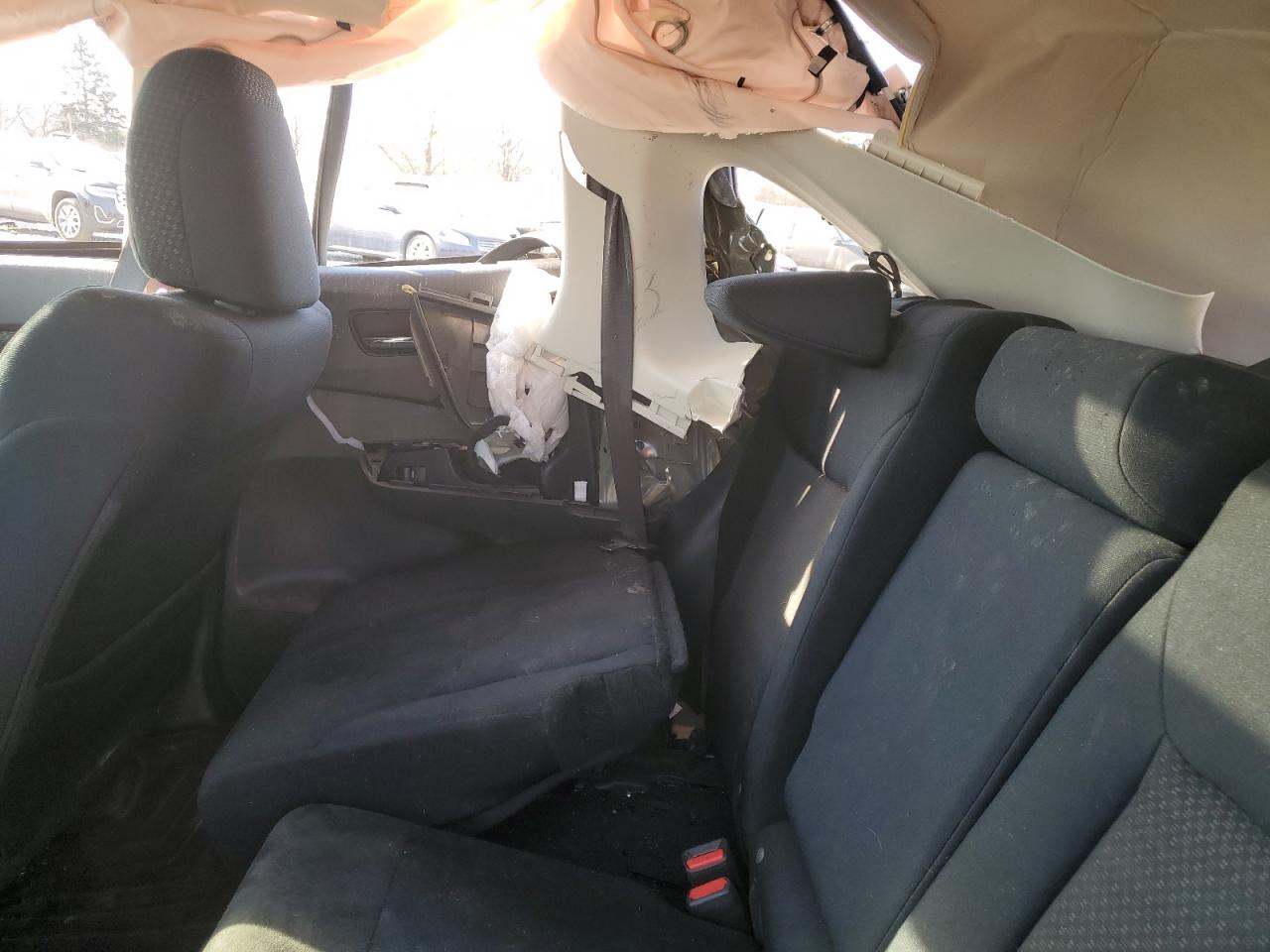 2015 Honda CR-V - Image 11