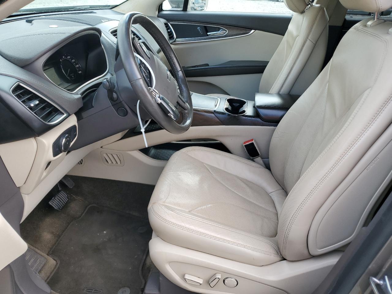 2016 Lincoln MKX - Image 7