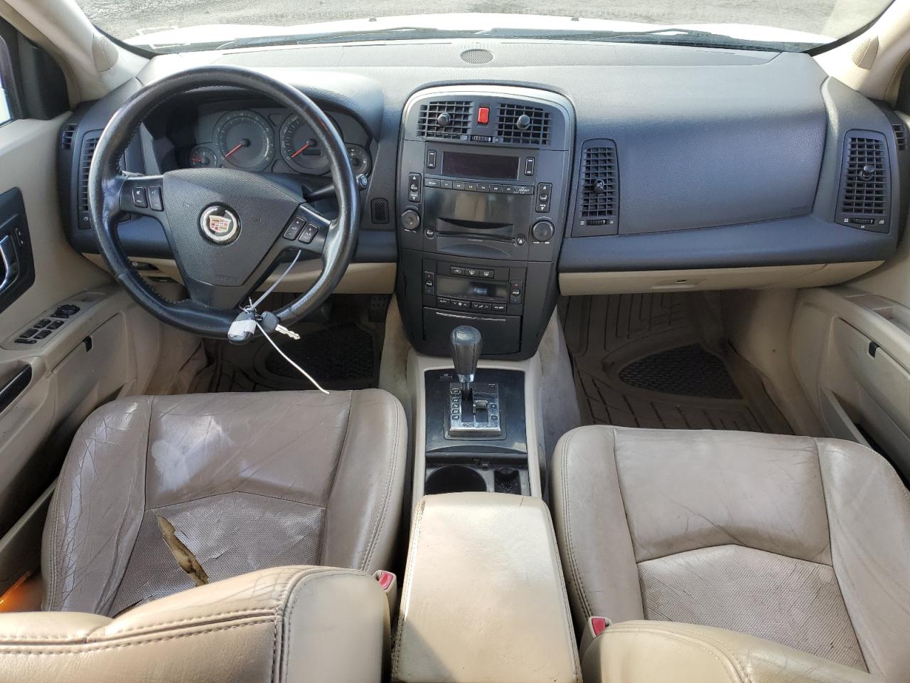 2004 Cadillac SRX - Image 8