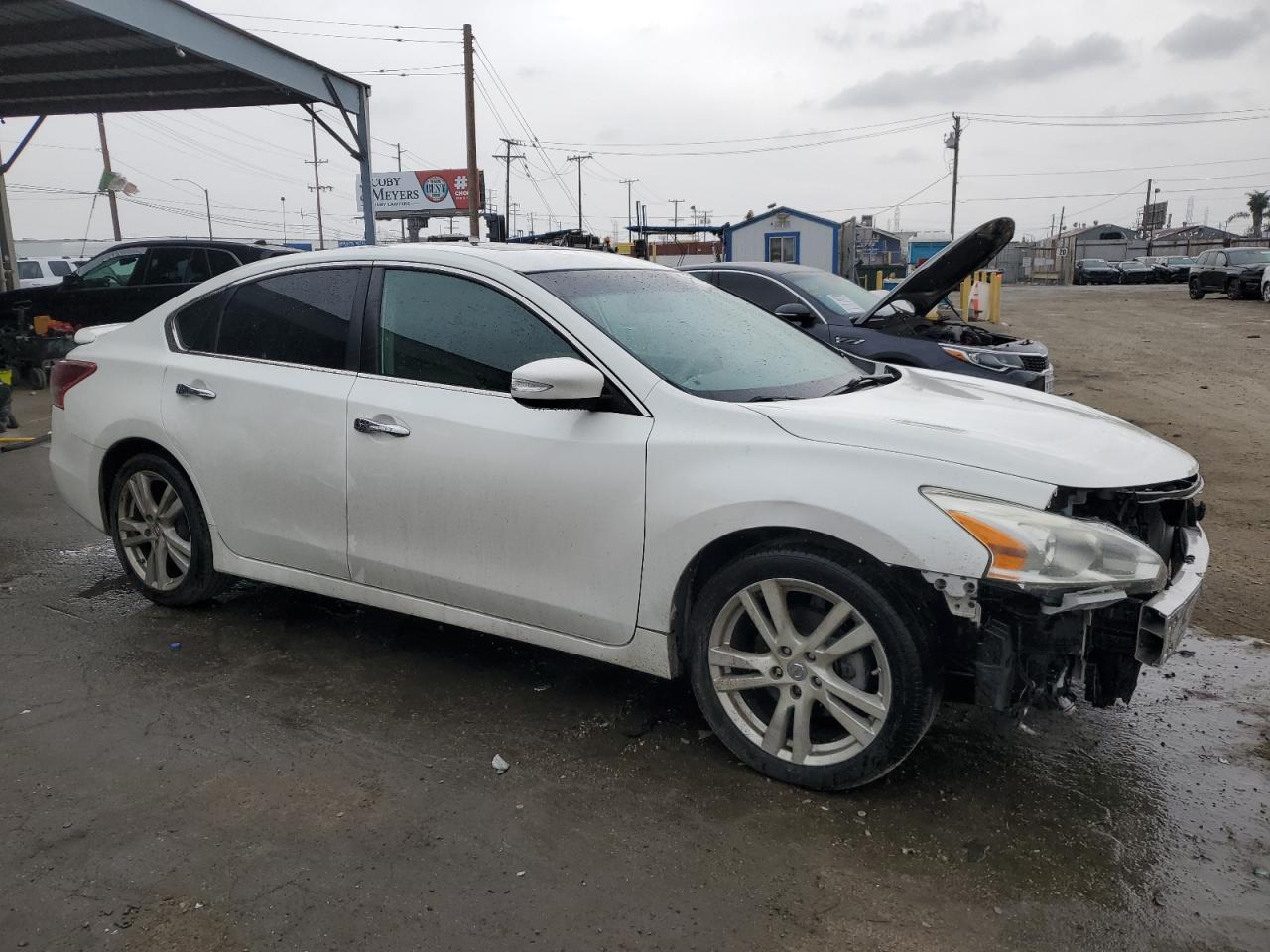 2013 Nissan Altima - Image 4