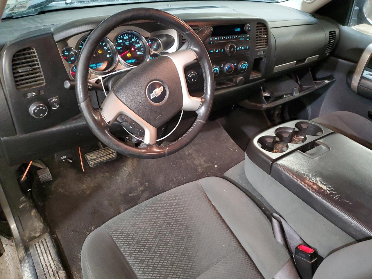2008 Chevrolet Silverado - Image 8