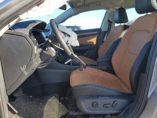  VOLKSWAGEN JETTA 2024 Szary