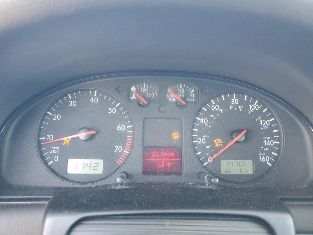 2001 Volkswagen Passat - Image 9
