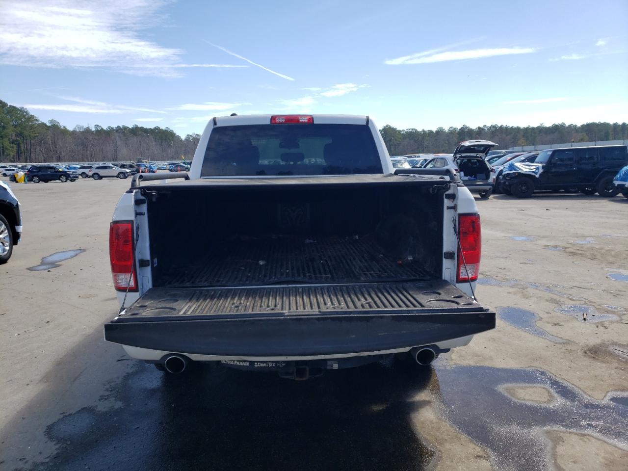 2015 RAM 1500 - Image 6