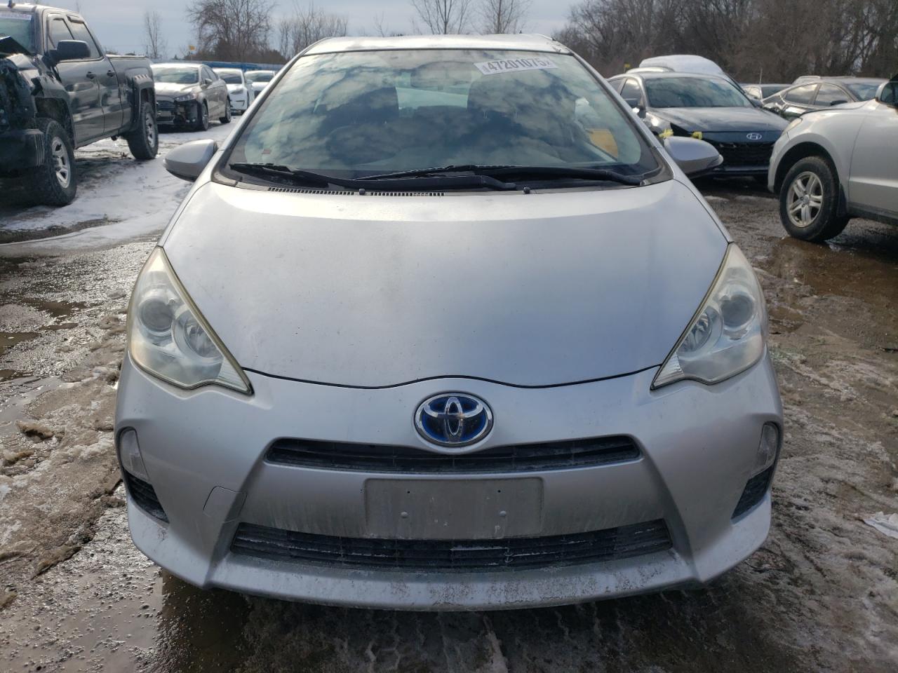 2012 Toyota Prius - Image 5