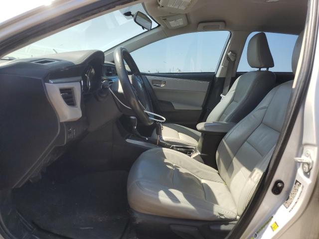 Sedans TOYOTA COROLLA 2015 Srebrny