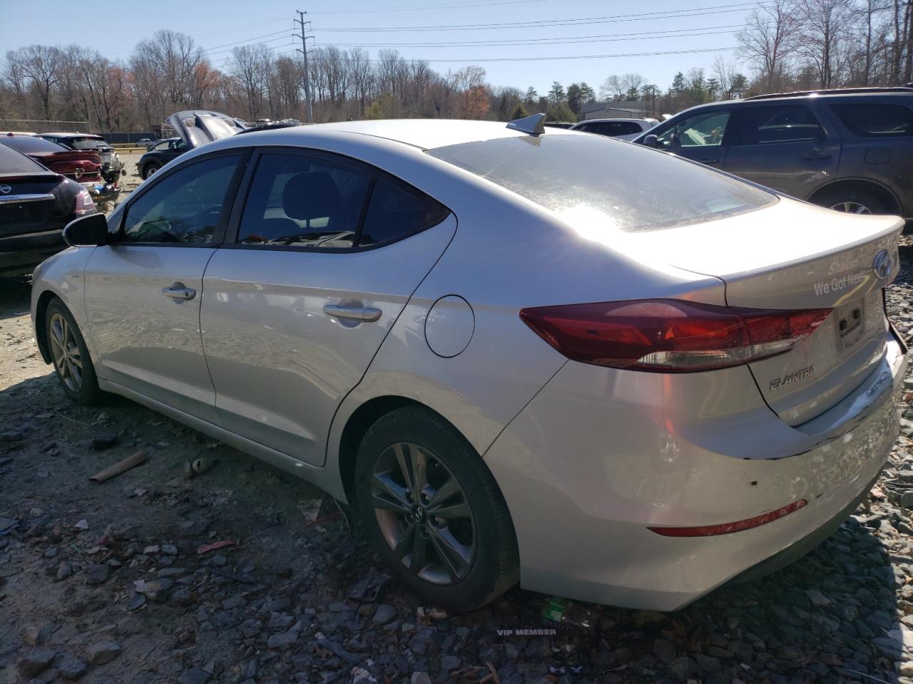 2018 Hyundai Elantra - Image 2