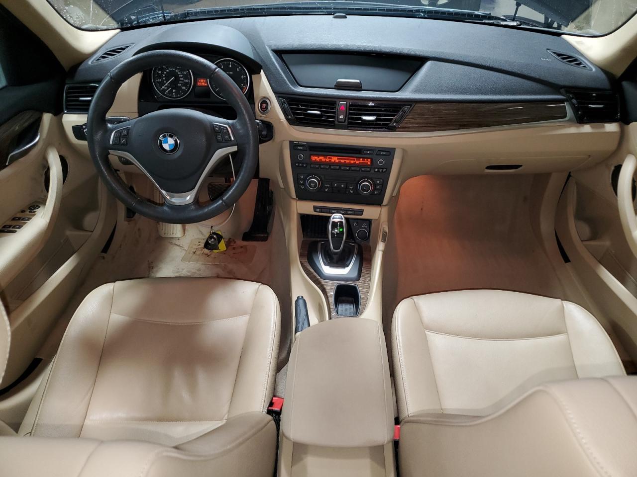 2015 BMW X1 - Image 8