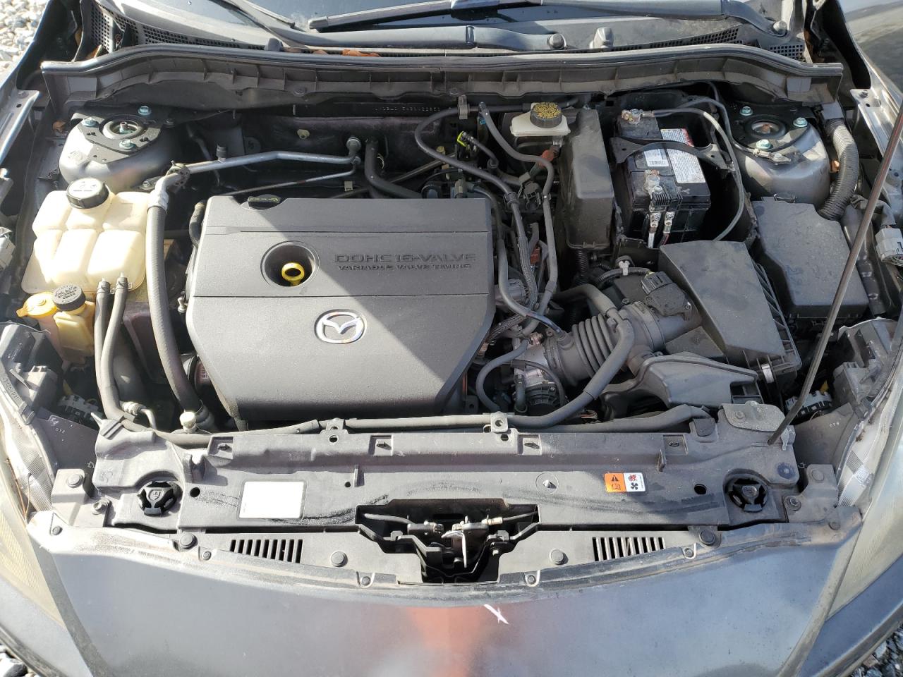 2011 Mazda 3 - Image 12