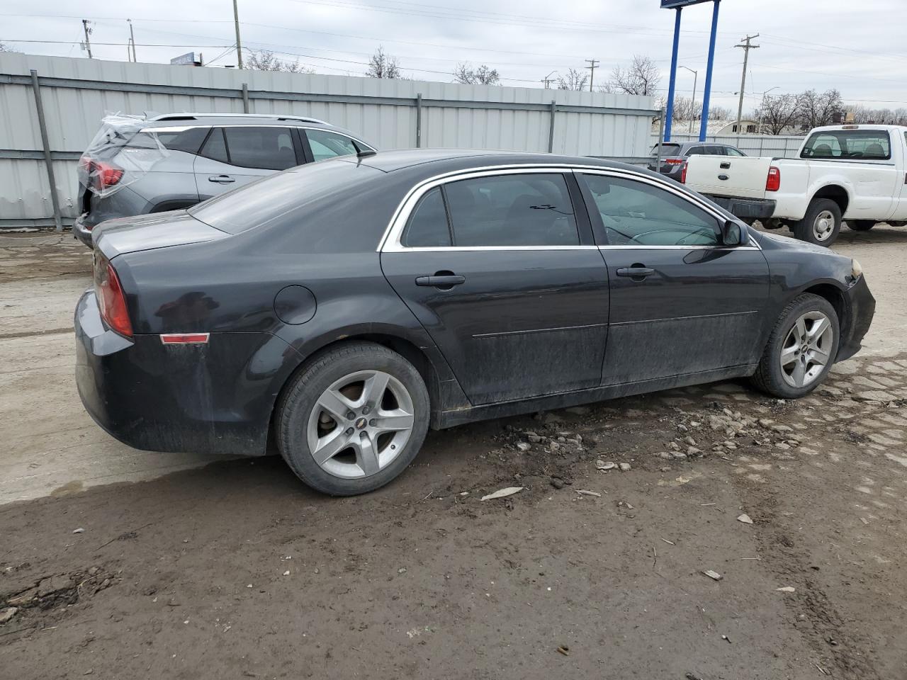 2011 Chevrolet Malibu - Image 3