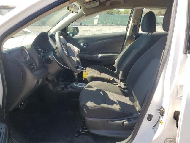  NISSAN VERSA 2019 Білий