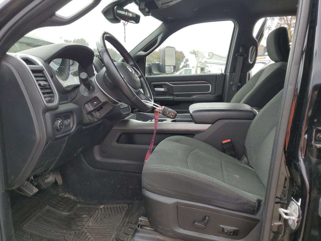 2020 Ram 3500 Big Horn VIN: 3C63RRHL2LG26195 Lot: 49795335