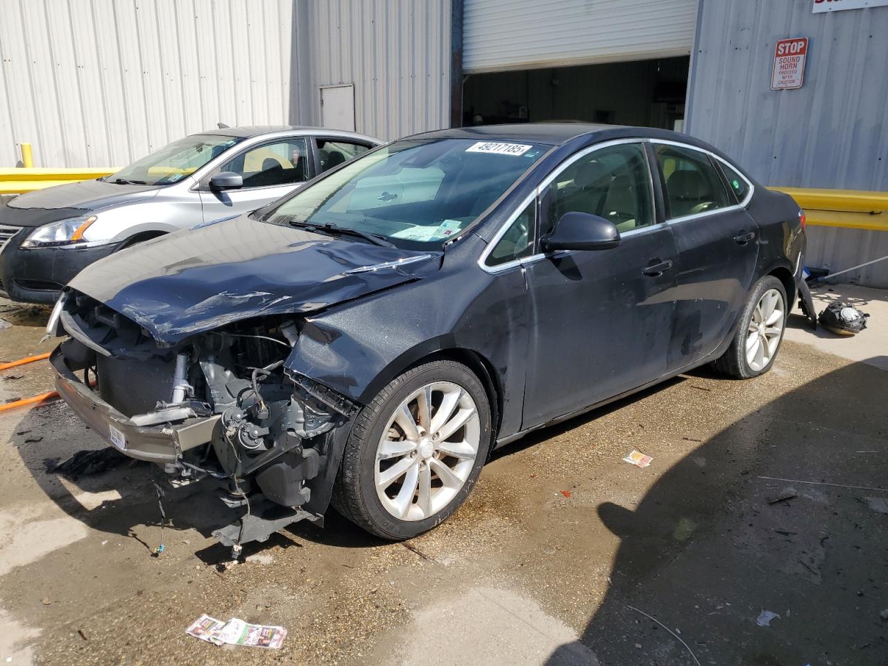 2015 Buick Verano Convenience zu verkaufen in New Orleans, LA - Front End