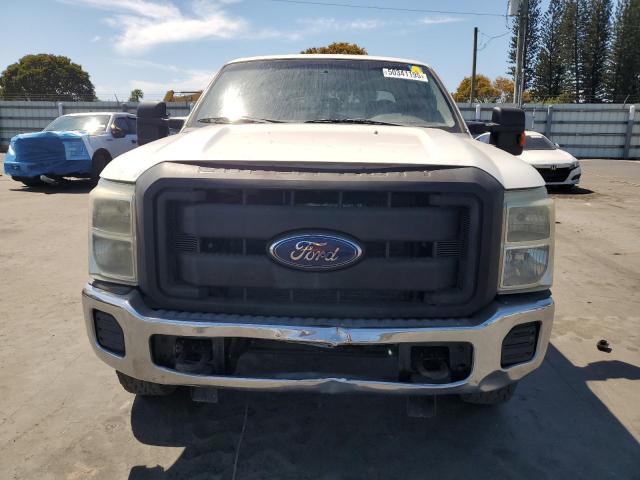 Pickups FORD F250 2013 Biały