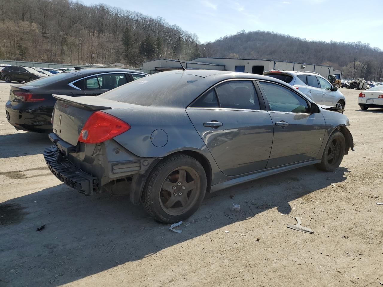 2009 Pontiac G6 - Image 3