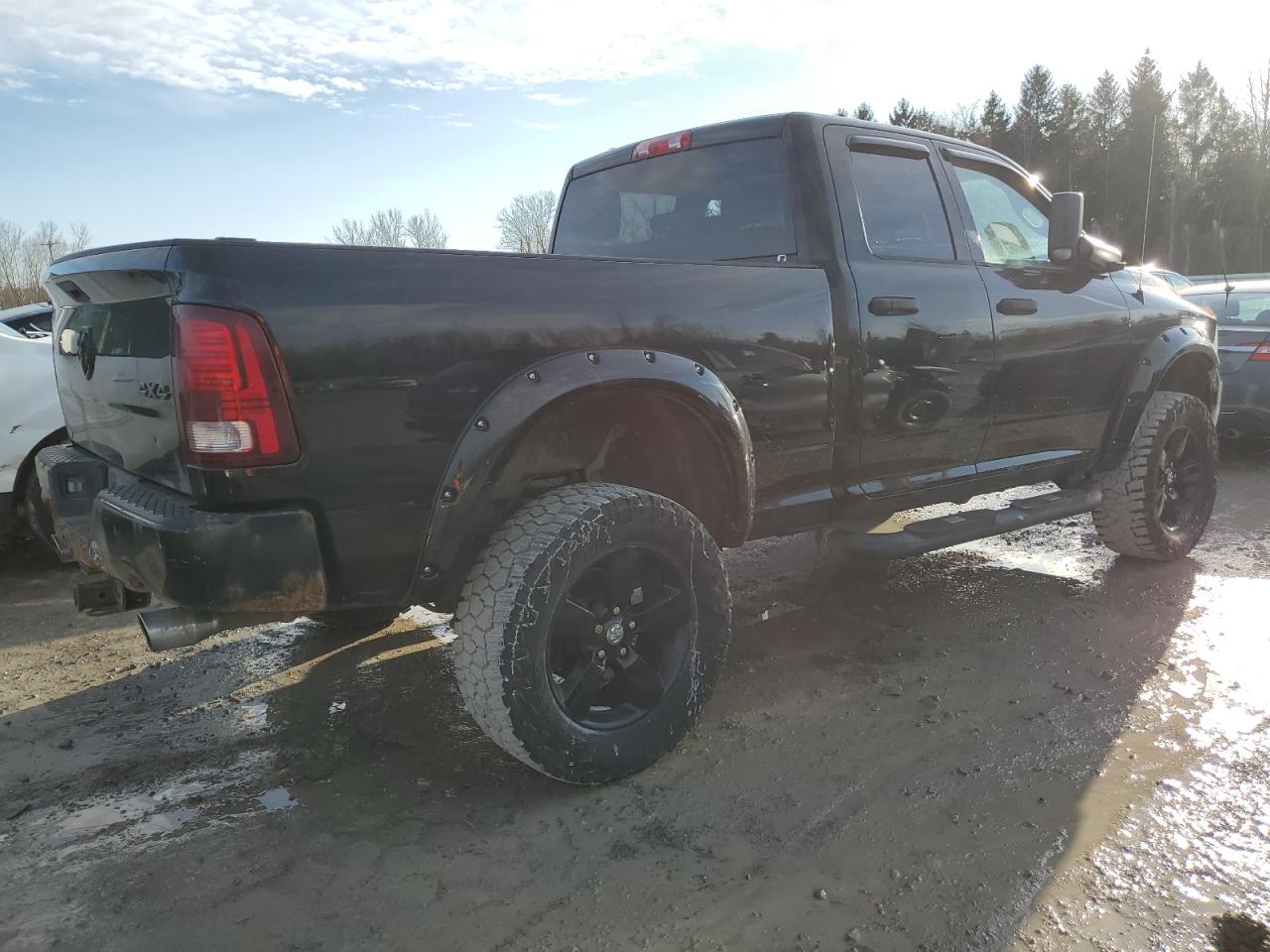 2014 RAM 1500 - Image 3