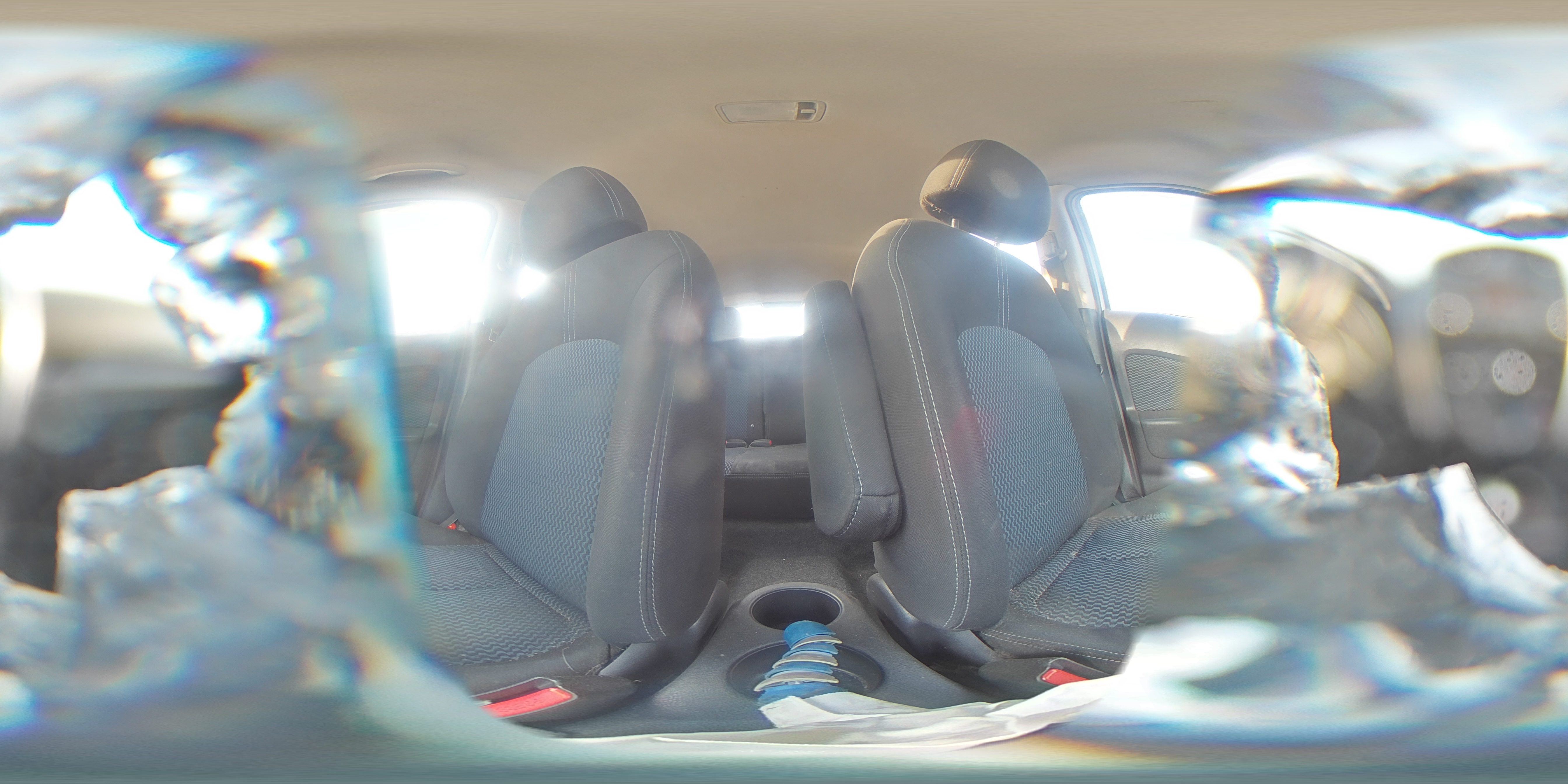 2015 Nissan Versa - Image 13