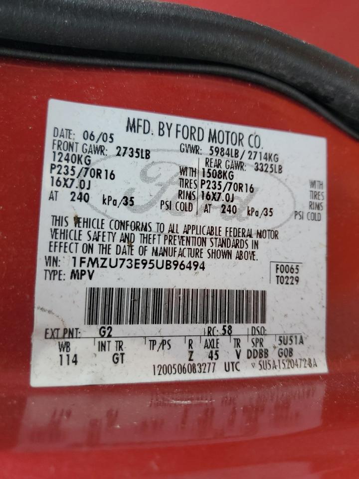 2005 Ford Explorer - Image 13