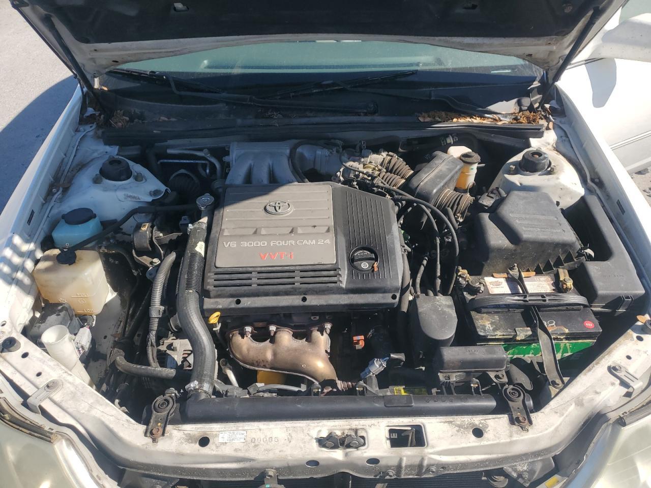 2004 Toyota Avalon - Image 11