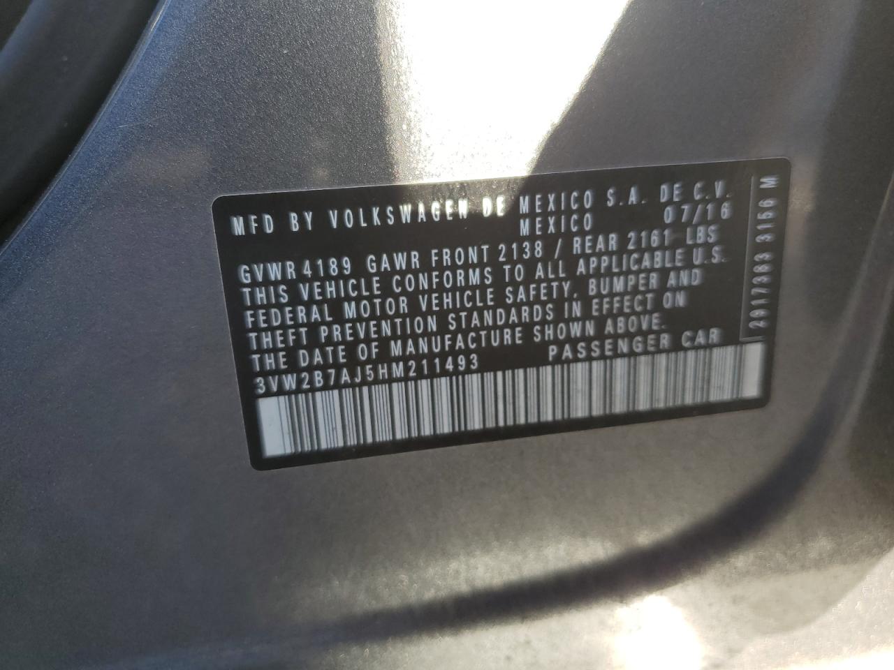 2017 Volkswagen Jetta - Image 12