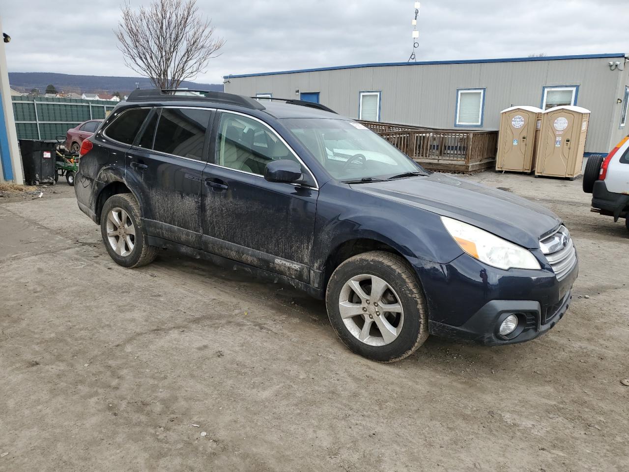 2013 Subaru Outback - Image 4